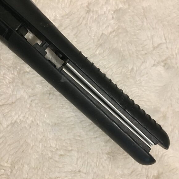 Durabrand Hair Straightener - Picture 10 of 11